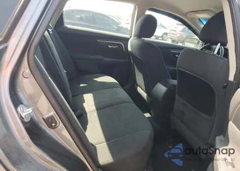 2015 Nissan Altima 2.5 from USA, damaged, VIN 1N4AL3AP3FC101054